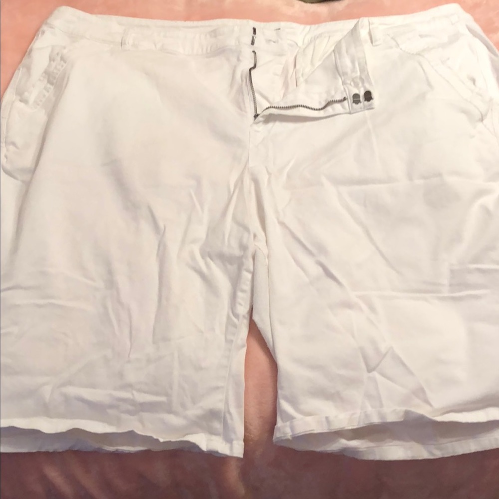 Lane Bryant Cotton White Bermuda Shorts